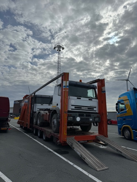 Dinkel Model DSAM - Alveole - Latire Electrica - Полуприколка за низок утовар: слика 5 Dinkel Model DSAM - Alveole - Latire Electrica - Полуприколка за низок утовар: слика 5