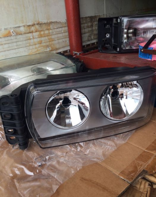 IVECO Stralis - Предни светла за Камион: слика 1 IVECO Stralis - Предни светла за Камион: слика 1