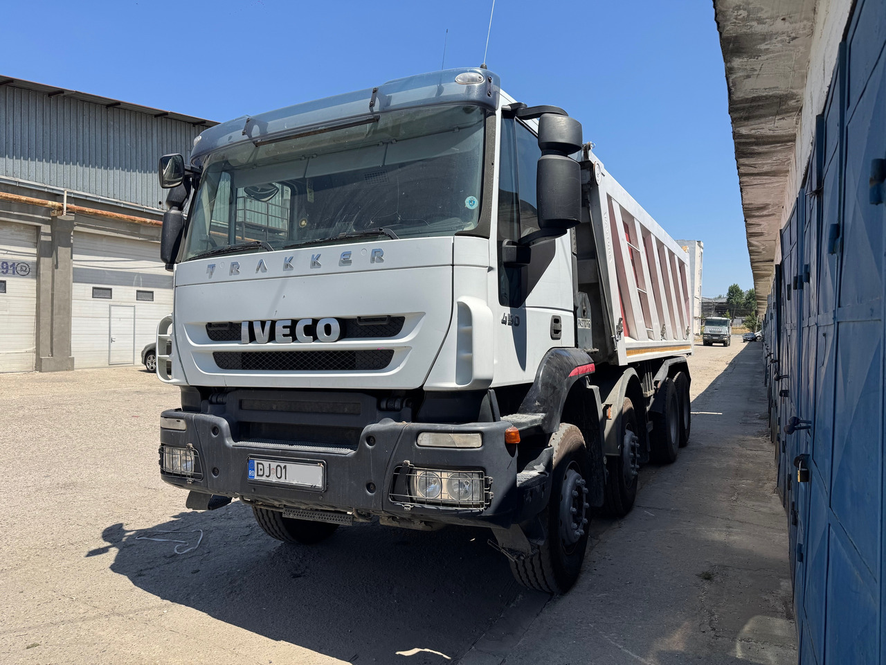 Камион IVECO EuroTrakker 410 2009 Euro 4 Cursor 13 Klima : Sasiu GROS , Multi: слика 13 Камион IVECO EuroTrakker 410 2009 Euro 4 Cursor 13 Klima : Sasiu GROS , Multi: слика 13