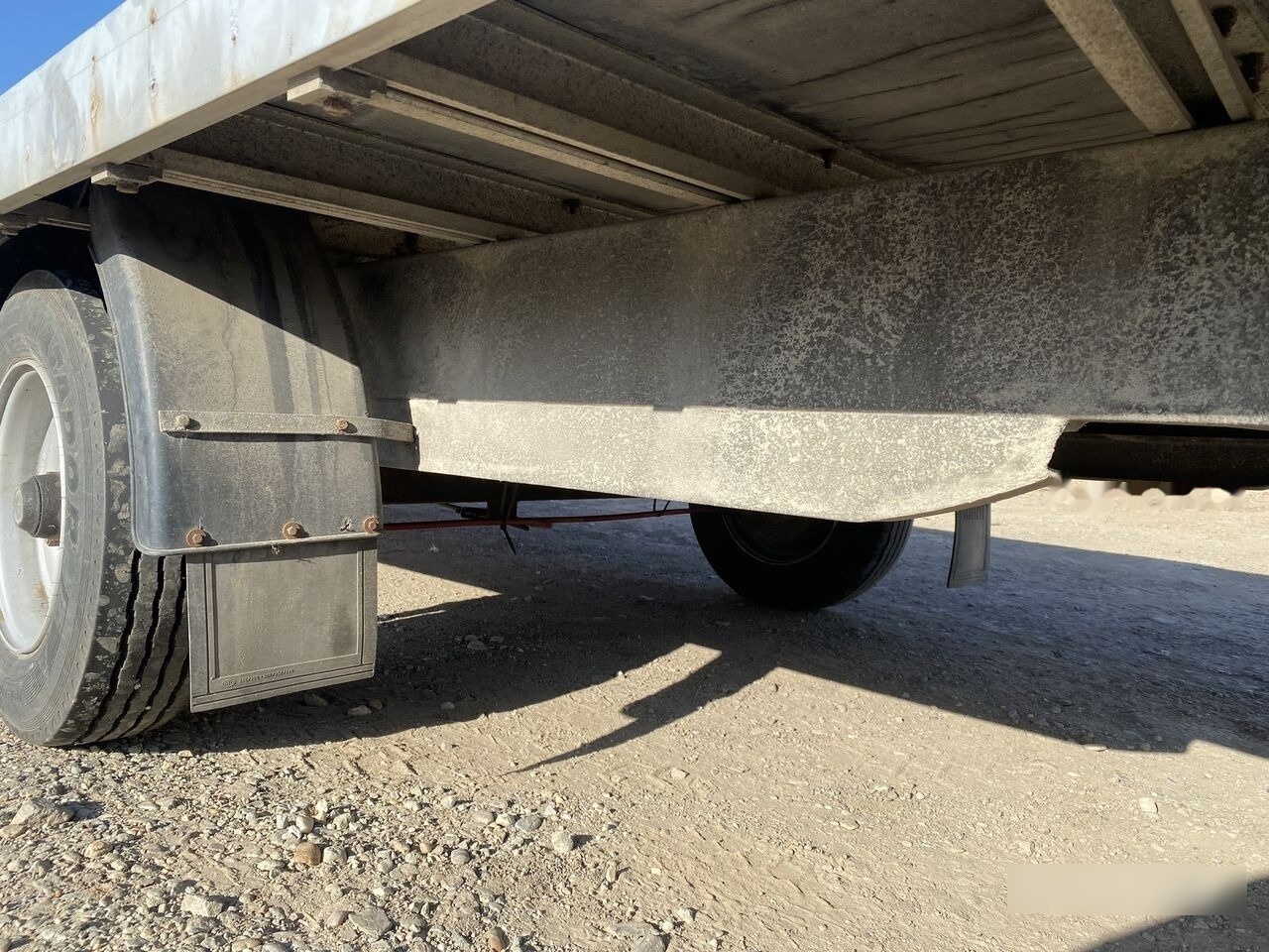 Schmitz Cargobull REPACOM Rema remorca 6,5 m lungime platforma pentru marfa / util - Приколка платформа: слика 3 Schmitz Cargobull REPACOM Rema remorca 6,5 m lungime platforma pentru marfa / util - Приколка платформа: слика 3