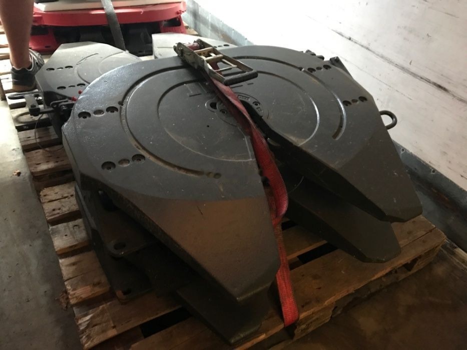 Truck - Спојка на петто тркало за Камион: слика 1 Truck - Спојка на петто тркало за Камион: слика 1