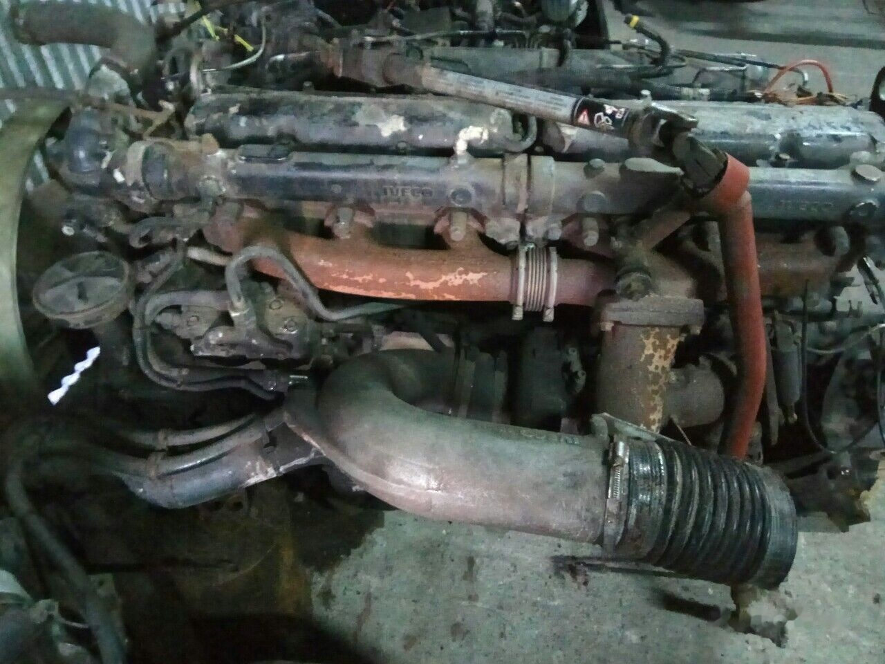 IVECO 8210.42L IVECO Magirus truck - Мотор за Камион: слика 1 IVECO 8210.42L IVECO Magirus truck - Мотор за Камион: слика 1