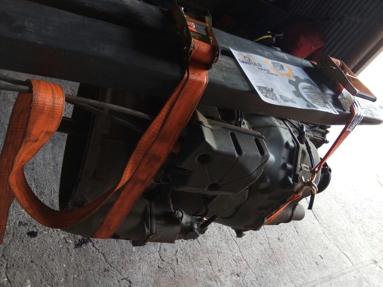 VT2214B Volvo truck - Менувач за Камион: слика 4 VT2214B Volvo truck - Менувач за Камион: слика 4