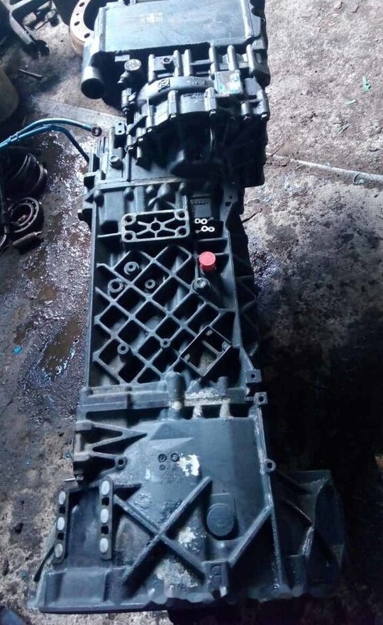 ZF 16S2221TD IT MAN TGA - Менувач за Камион: слика 1 ZF 16S2221TD IT MAN TGA - Менувач за Камион: слика 1