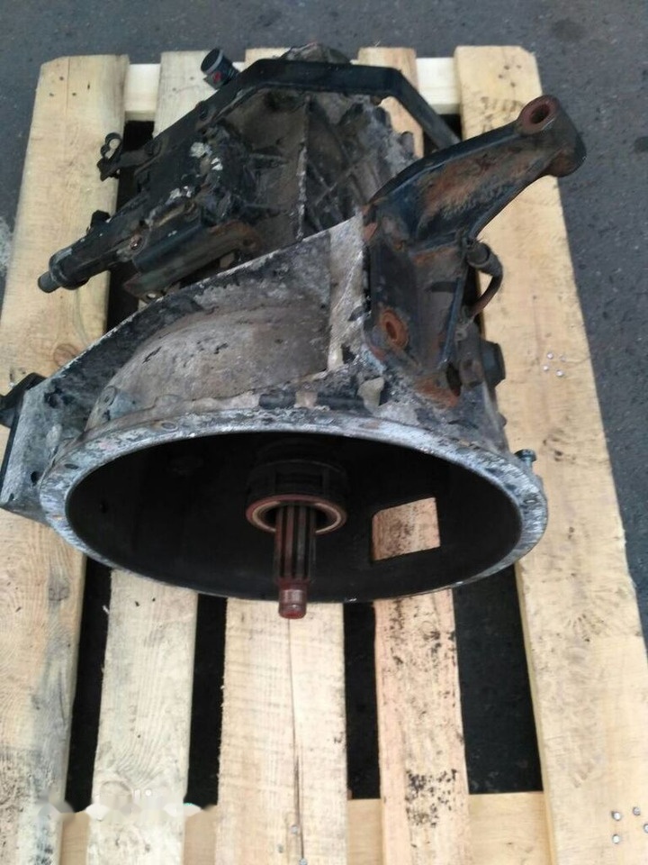 ZF 5S-42 MAN - Менувач за Камион: слика 1 ZF 5S-42 MAN - Менувач за Камион: слика 1