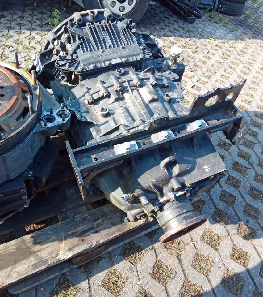 ZF TC-TRONIC 12 TC 2740 TO MAN truck - Менувач за Камион: слика 5 ZF TC-TRONIC 12 TC 2740 TO MAN truck - Менувач за Камион: слика 5