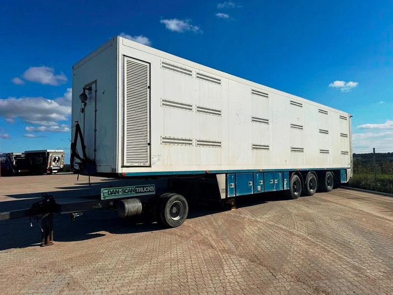 Fliegl Vandborg 3 stock pigs trailer inkl. new Dolly - Полуприколка за добиток: слика 4 Fliegl Vandborg 3 stock pigs trailer inkl. new Dolly - Полуприколка за добиток: слика 4