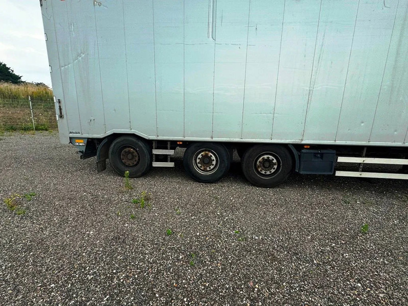 KEL-BERG walking floor - Полуприколка со подвижен под за истовар: слика 4 KEL-BERG walking floor - Полуприколка со подвижен под за истовар: слика 4