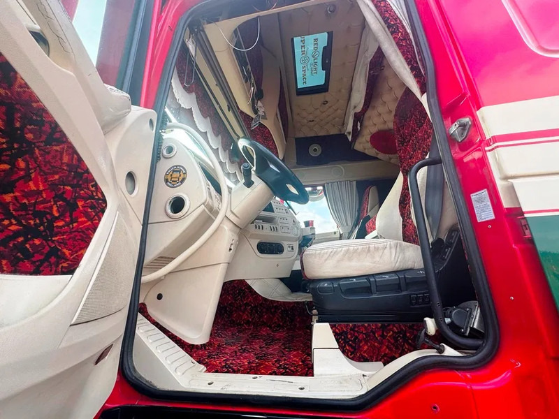 Лизинг на DAF XF 510 Special Interior. Air / Air suspension. Hydr. system. DAF XF 510 Special Interior. Air / Air suspension. Hydr. system.: слика 9