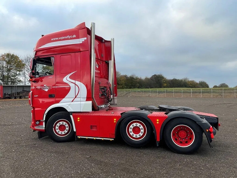 Камион влекач DAF XF 530 Twensteer Special interior. Full Air suspension Hydr. system: слика 6