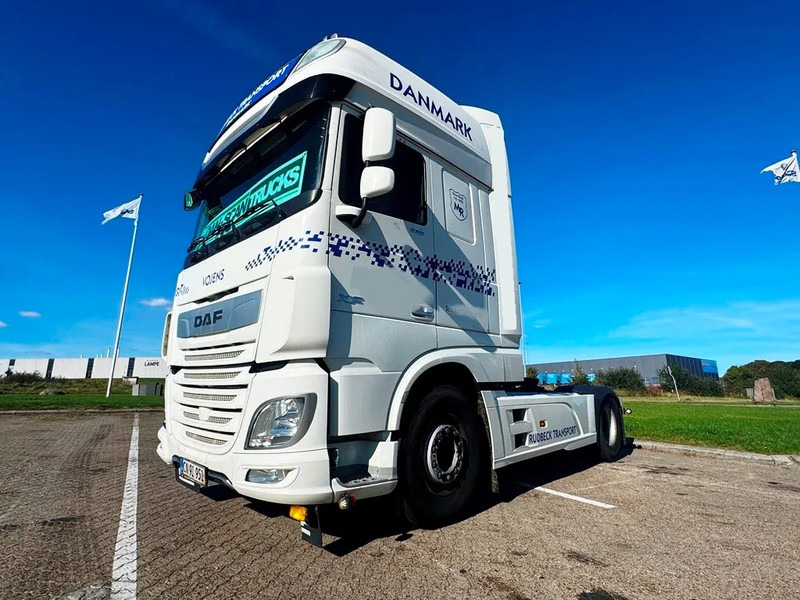 DAF XF 530 god tractor unit - Камион влекач: слика 2 DAF XF 530 god tractor unit - Камион влекач: слика 2