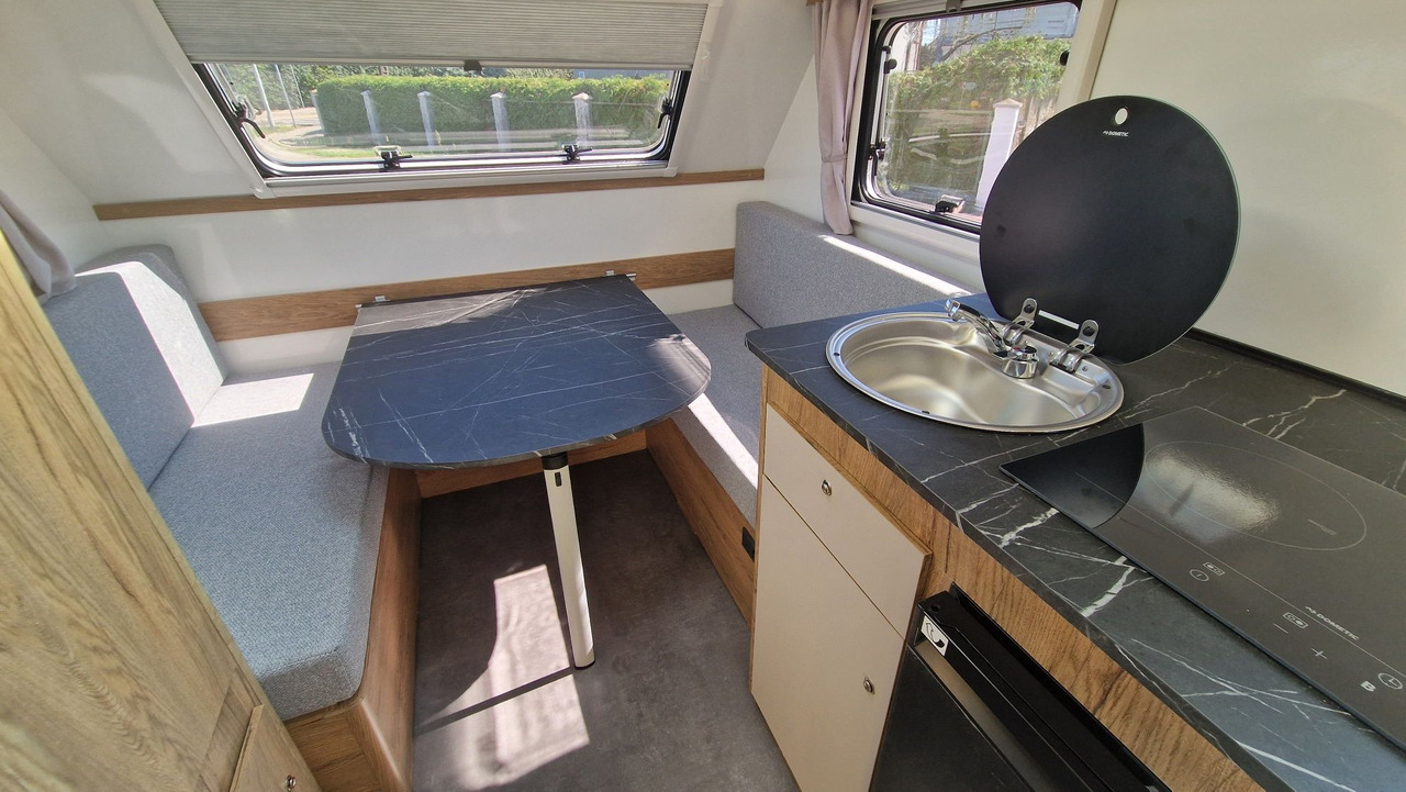 Nowa Przyczepa Kempingowa N-CROSS 2025 bogate wypos. Mega Oferta wyprz - Автомобил приколка: слика 2 Nowa Przyczepa Kempingowa N-CROSS 2025 bogate wypos. Mega Oferta wyprz - Автомобил приколка: слика 2