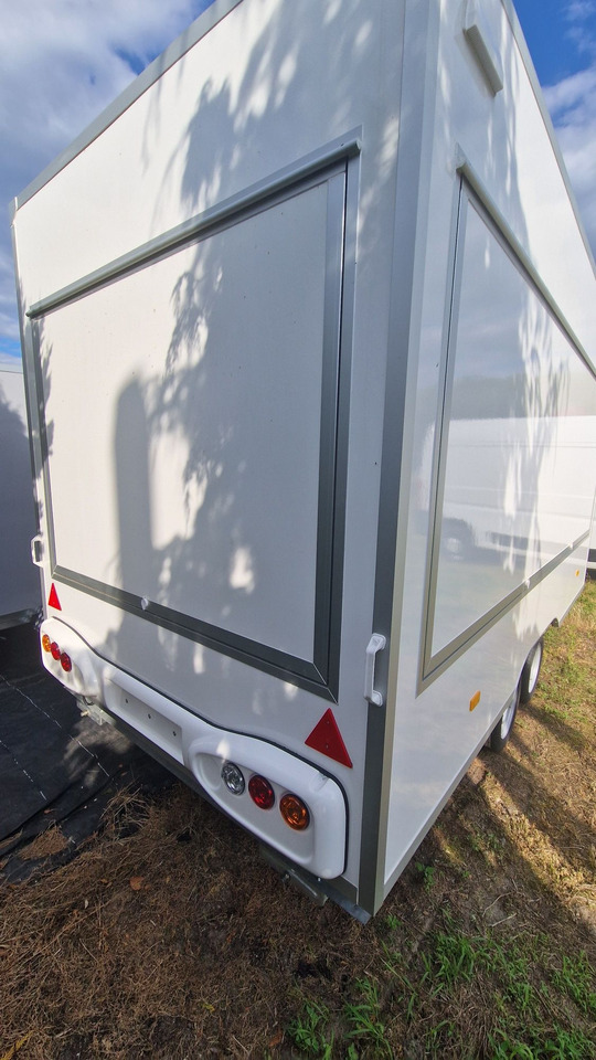 Przyczepa Gastronomiczna Handlowa FoodTruck - Приколка за продажба на добра: слика 3 Przyczepa Gastronomiczna Handlowa FoodTruck - Приколка за продажба на добра: слика 3