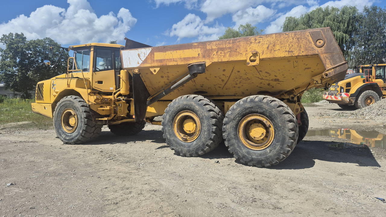 VOLVO A30D - Зглобен истоварувач: слика 3 VOLVO A30D - Зглобен истоварувач: слика 3