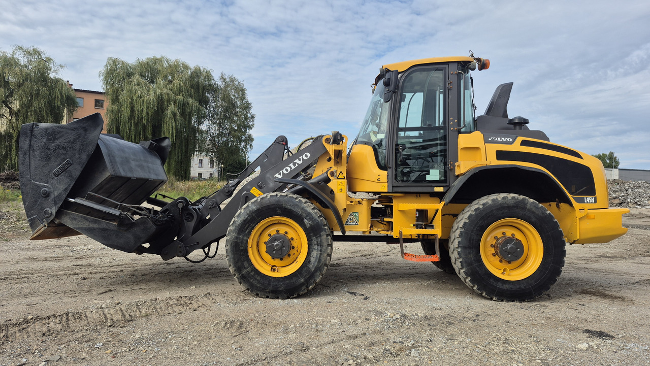 VOLVO L45H - Натоварувач на тркала: слика 2 VOLVO L45H - Натоварувач на тркала: слика 2