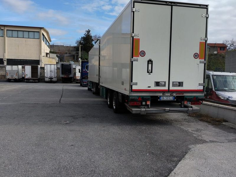 AUTOTRENO FRIGO MAN TGX TGX 26.580 6x2-4 LL - Изотермален камион: слика 3 AUTOTRENO FRIGO MAN TGX TGX 26.580 6x2-4 LL - Изотермален камион: слика 3