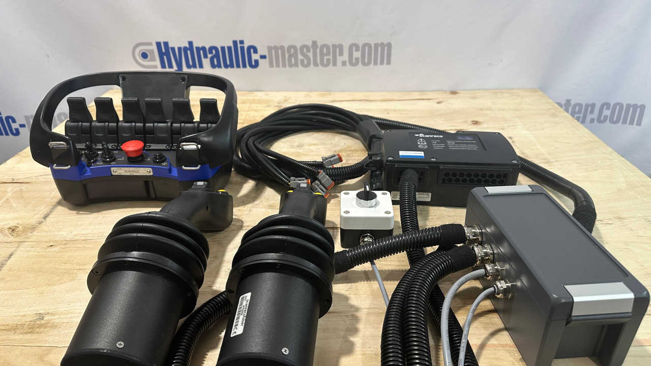 Proportional Valve Walvoil DPX100 with Control Scanreco RC400 and JP Joysticks PWM for Palfinger, Kubota, Kesla - Опрема за шумарство: слика 2 Proportional Valve Walvoil DPX100 with Control Scanreco RC400 and JP Joysticks PWM for Palfinger, Kubota, Kesla - Опрема за шумарство: слика 2