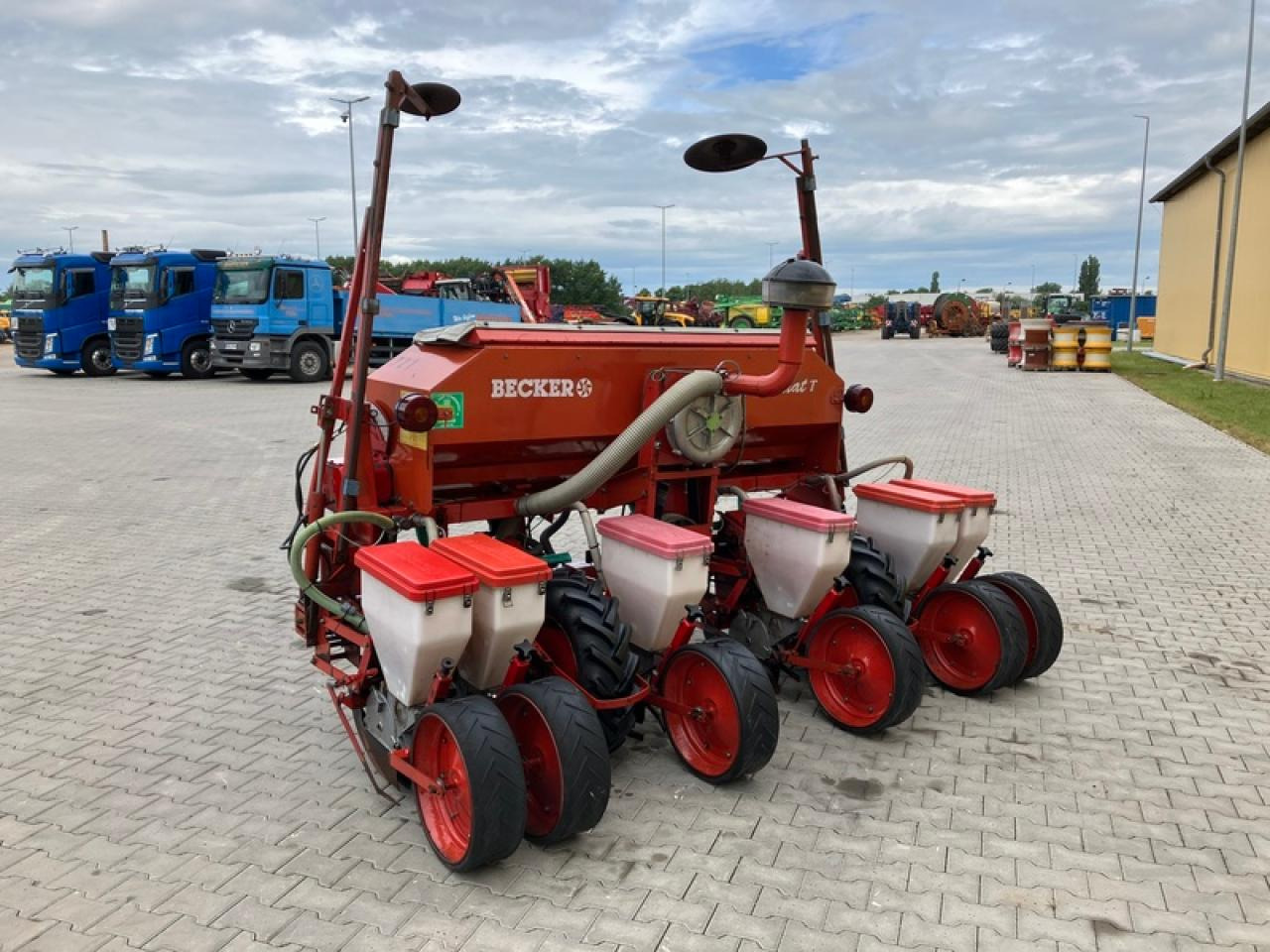 Becker AEROMAT T - Прецизна машина за сеење: слика 2 Becker AEROMAT T - Прецизна машина за сеење: слика 2