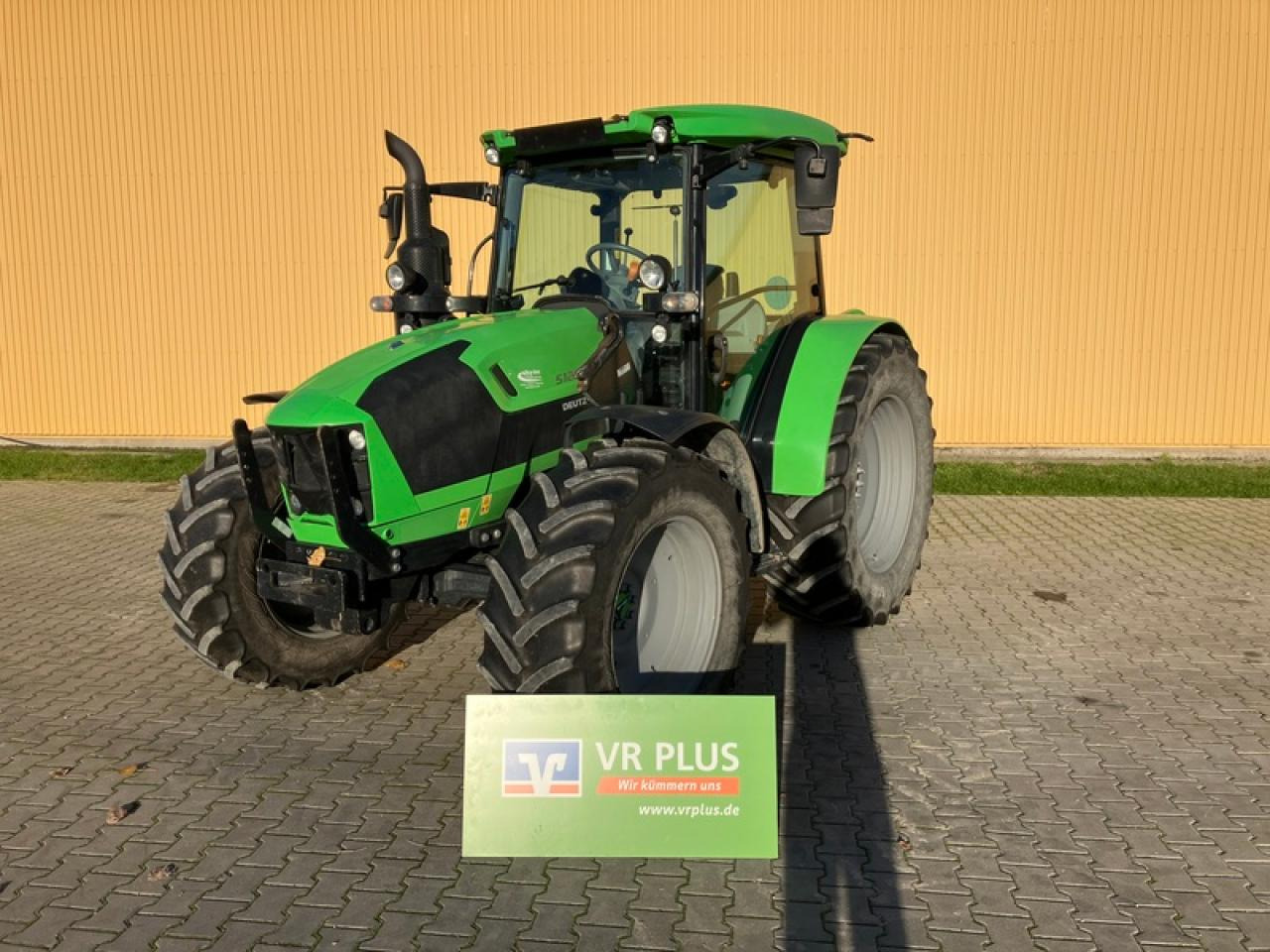 Deutz-Fahr 5120 GS - Трактор: слика 1 Deutz-Fahr 5120 GS - Трактор: слика 1