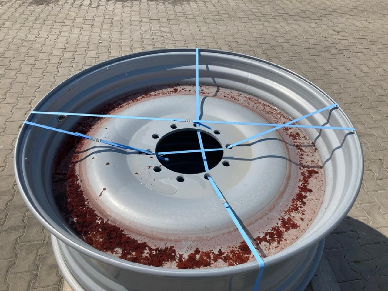 FELGEN HORSCH LEEB GS 16X46" - Бандаж за Земјоделска машина: слика 2 FELGEN HORSCH LEEB GS 16X46" - Бандаж за Земјоделска машина: слика 2