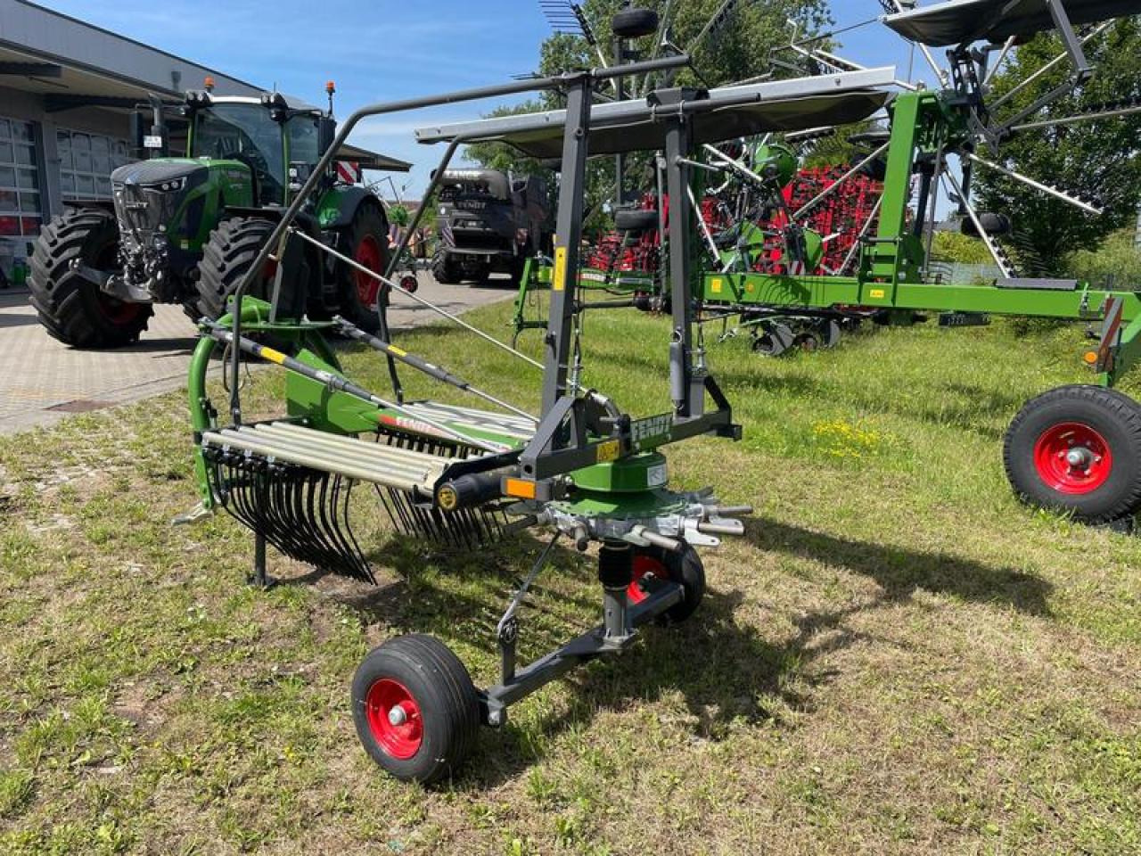 Fendt FORMER 391AKTION - Превртувач и гребло: слика 2 Fendt FORMER 391AKTION - Превртувач и гребло: слика 2