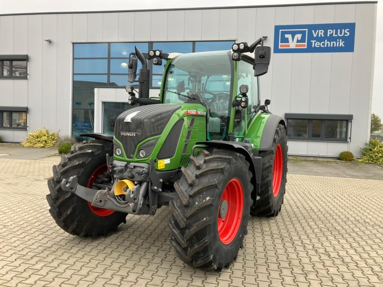 Fendt VARIO 514 // RTK - Трактор: слика 1 Fendt VARIO 514 // RTK - Трактор: слика 1