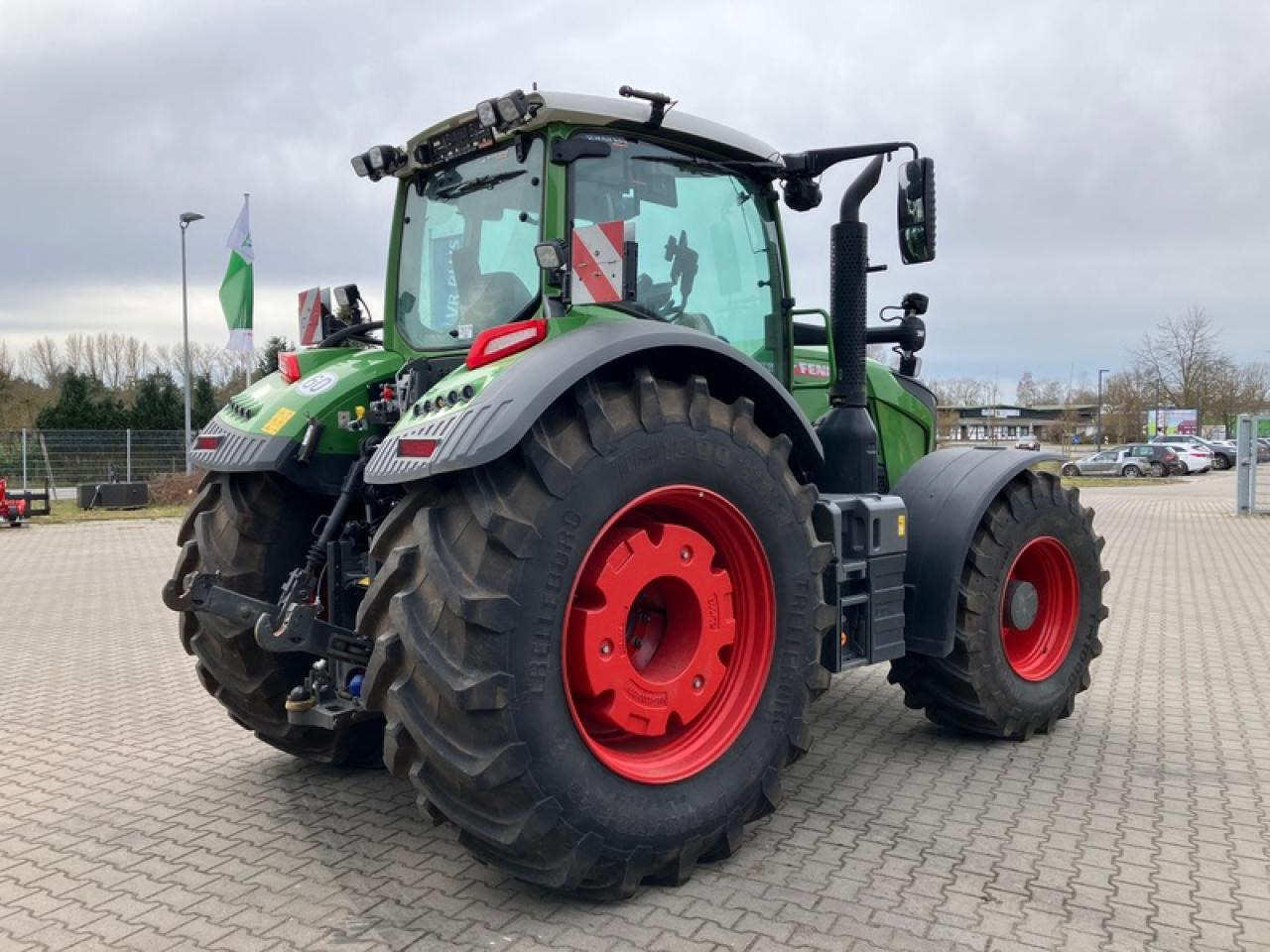 Fendt VARIO 728 GEN 7//RTK//VARIO GRIP - Трактор: слика 4 Fendt VARIO 728 GEN 7//RTK//VARIO GRIP - Трактор: слика 4