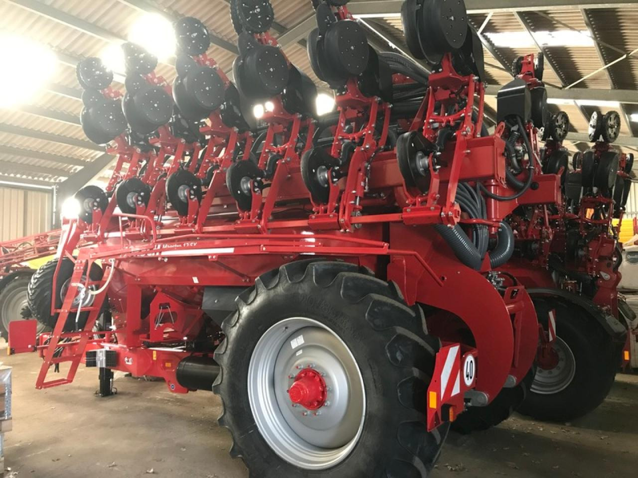 Horsch MAESTRO 12SX AUTOFORCE - Прецизна машина за сеење: слика 1 Horsch MAESTRO 12SX AUTOFORCE - Прецизна машина за сеење: слика 1