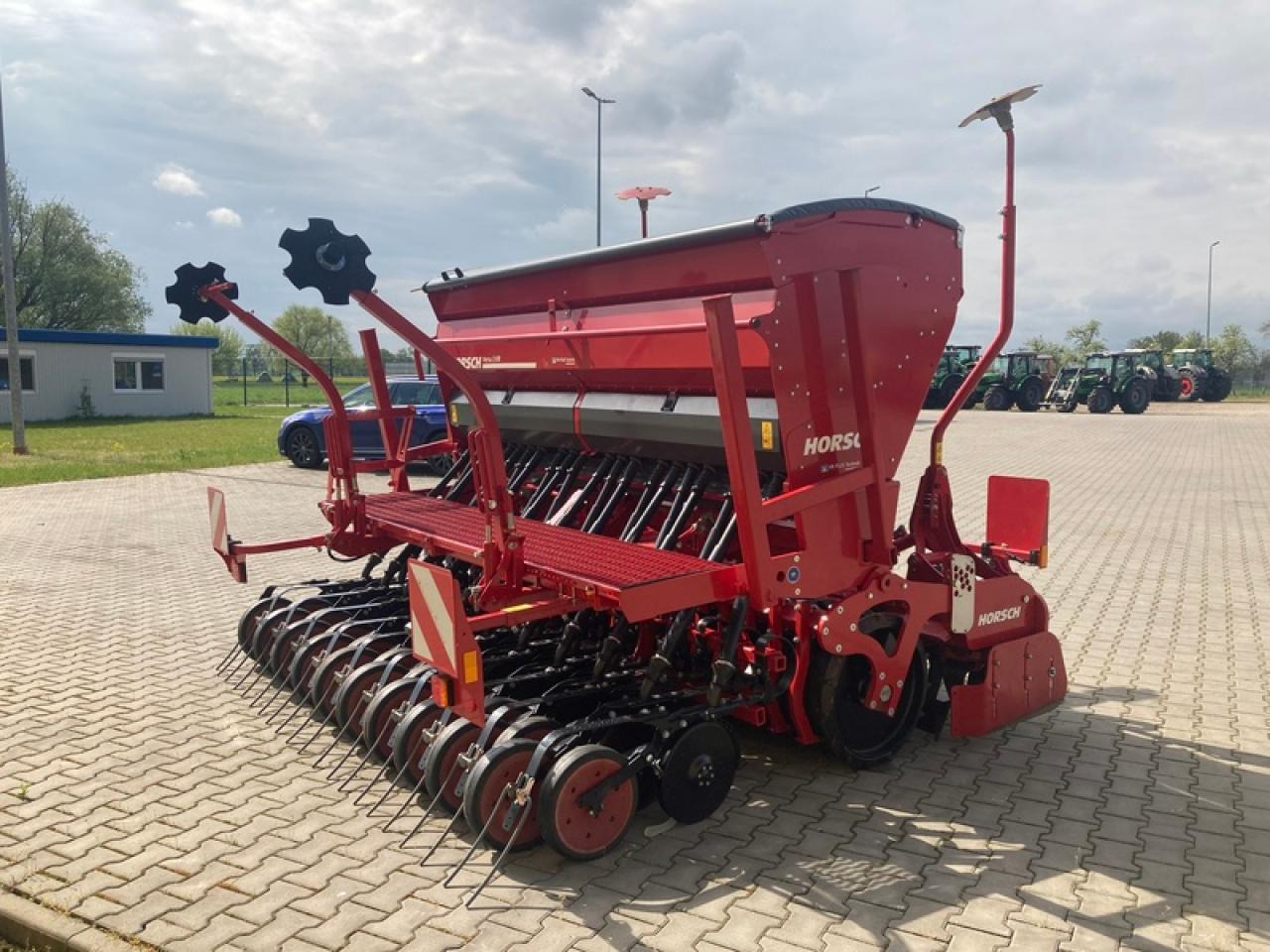 Horsch VERSA 3 KR - Комбајнска семенска дупчалка: слика 4 Horsch VERSA 3 KR - Комбајнска семенска дупчалка: слика 4
