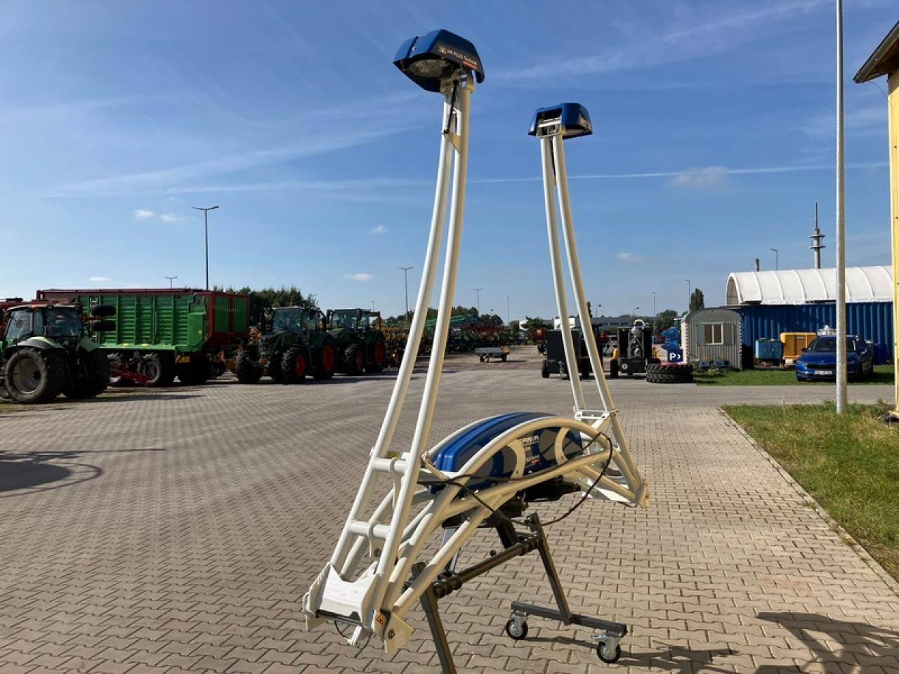 ISARIA PRO ACTIVE N-SENSOR - Систем за навигација: слика 2 ISARIA PRO ACTIVE N-SENSOR - Систем за навигација: слика 2