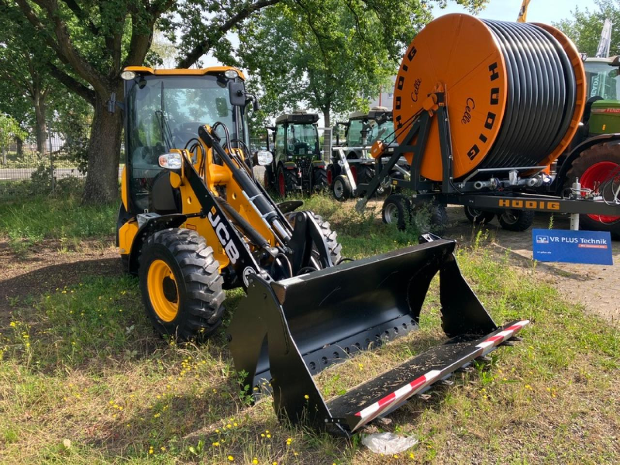 JCB 406 AGRI - Натоварувач на тркала: слика 5 JCB 406 AGRI - Натоварувач на тркала: слика 5