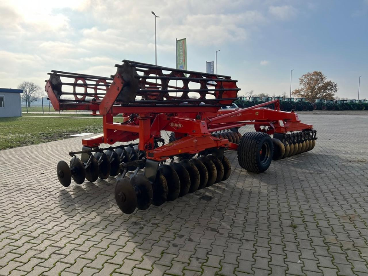 Kuhn XM 36/660 - Ситнач со дискови: слика 3 Kuhn XM 36/660 - Ситнач со дискови: слика 3