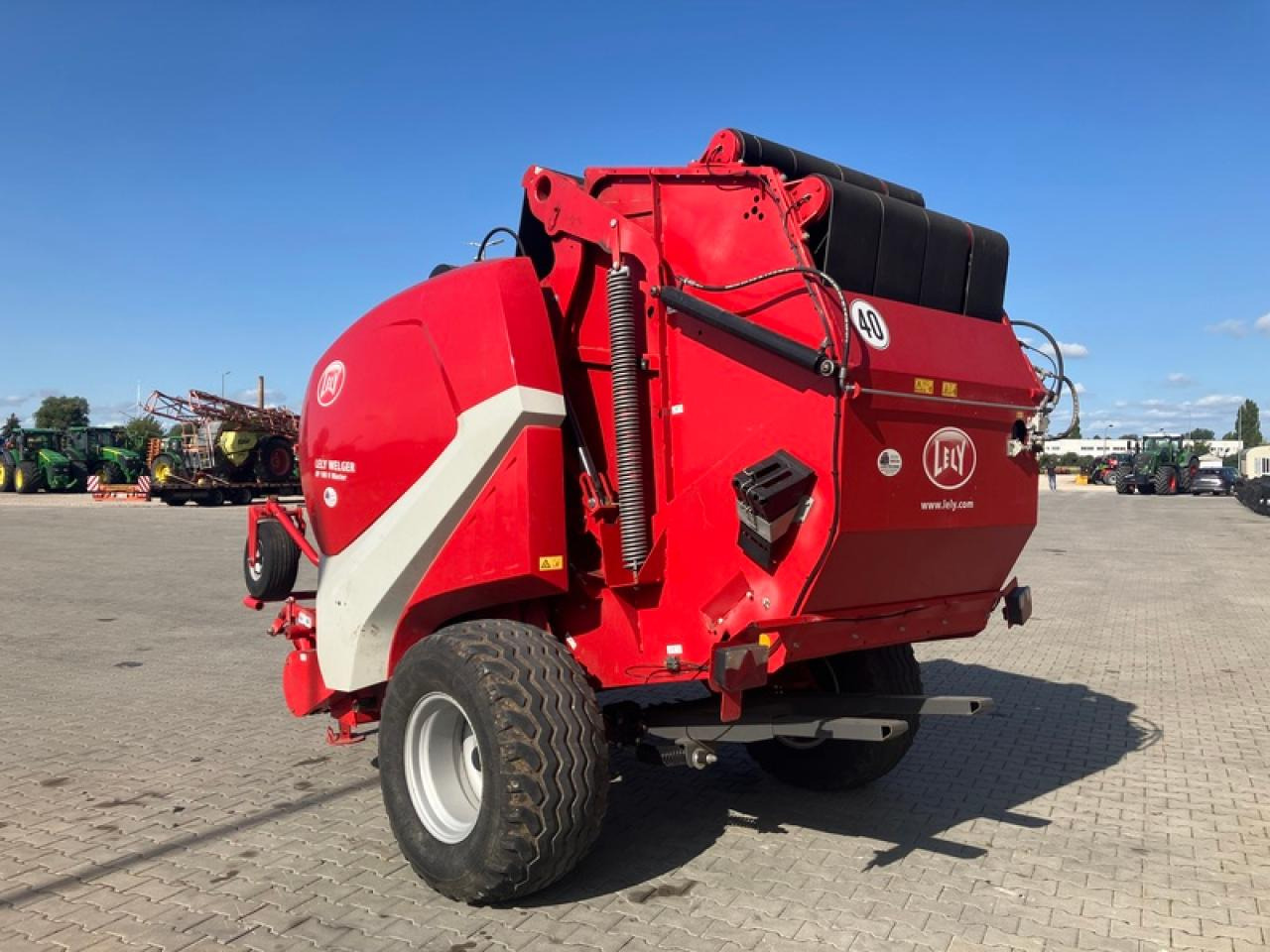 Lely RP 180V - Балирка за тркалезни бали: слика 2 Lely RP 180V - Балирка за тркалезни бали: слика 2