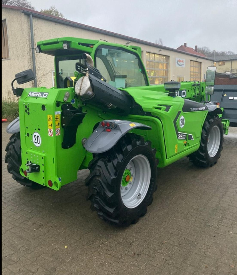 Merlo TF35.11TT - Телескопски ракувач: слика 3 Merlo TF35.11TT - Телескопски ракувач: слика 3