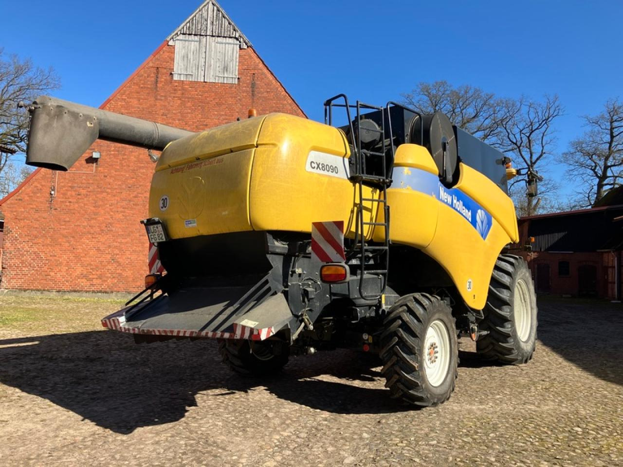 New Holland CX 8090 ALLRAD - Комбајн: слика 4 New Holland CX 8090 ALLRAD - Комбајн: слика 4