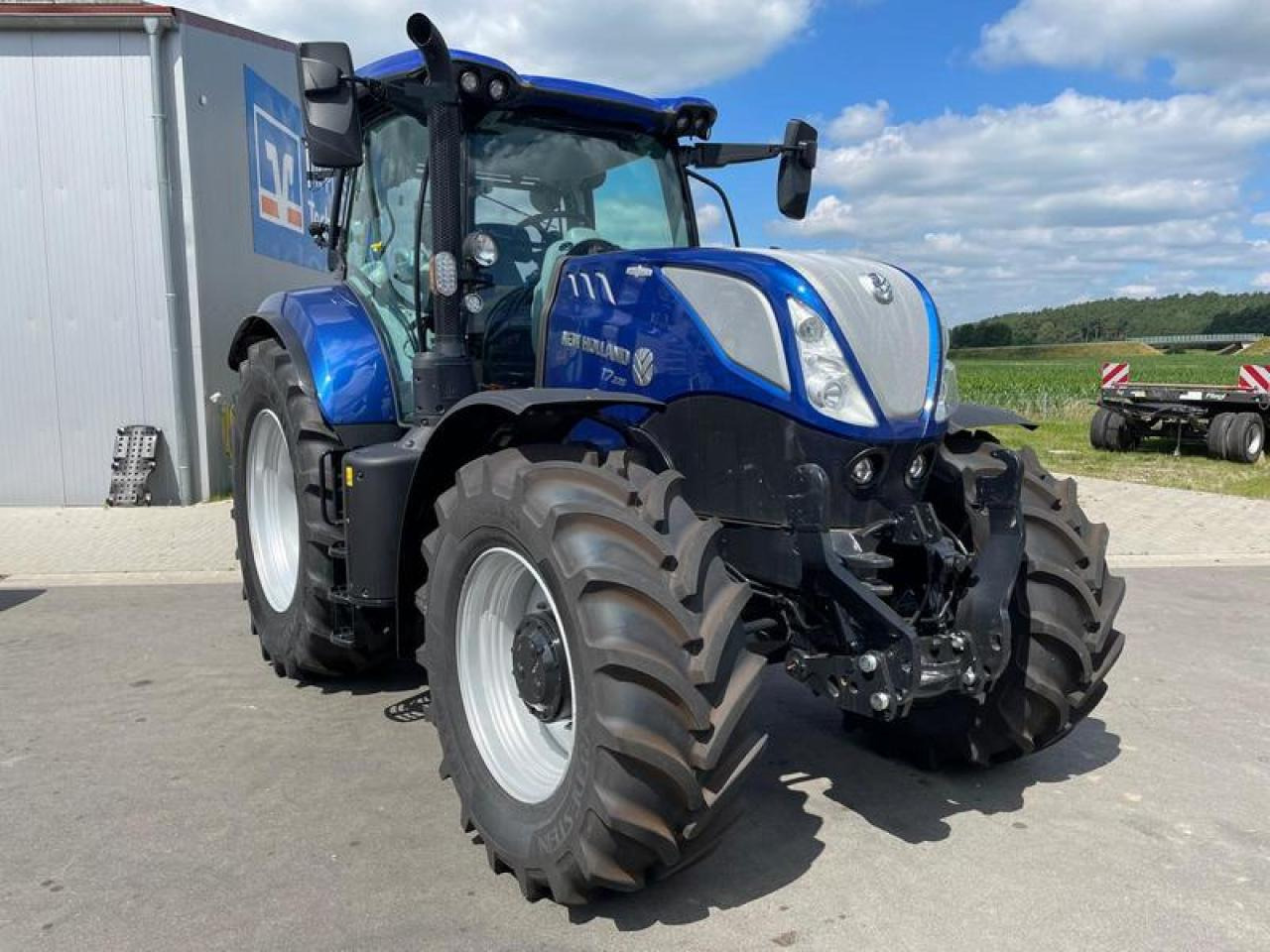 New Holland T 7.225 AKTION - Трактор: слика 5 New Holland T 7.225 AKTION - Трактор: слика 5