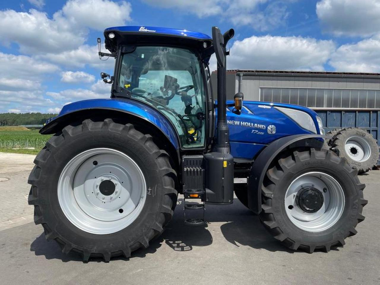 New Holland T 7.225 AKTION - Трактор: слика 4 New Holland T 7.225 AKTION - Трактор: слика 4