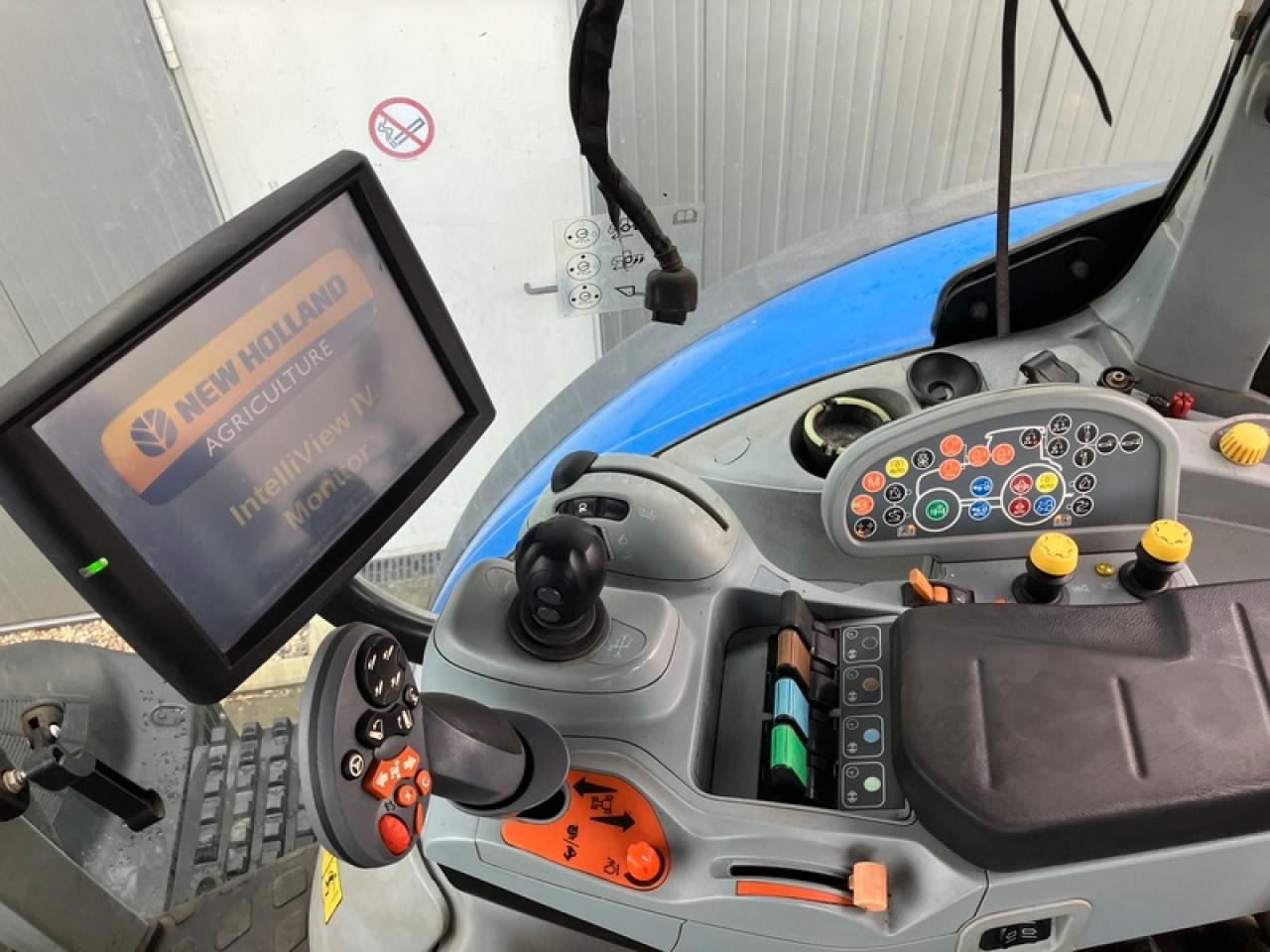 Трактор New Holland T7.315: слика 6 Трактор New Holland T7.315: слика 6