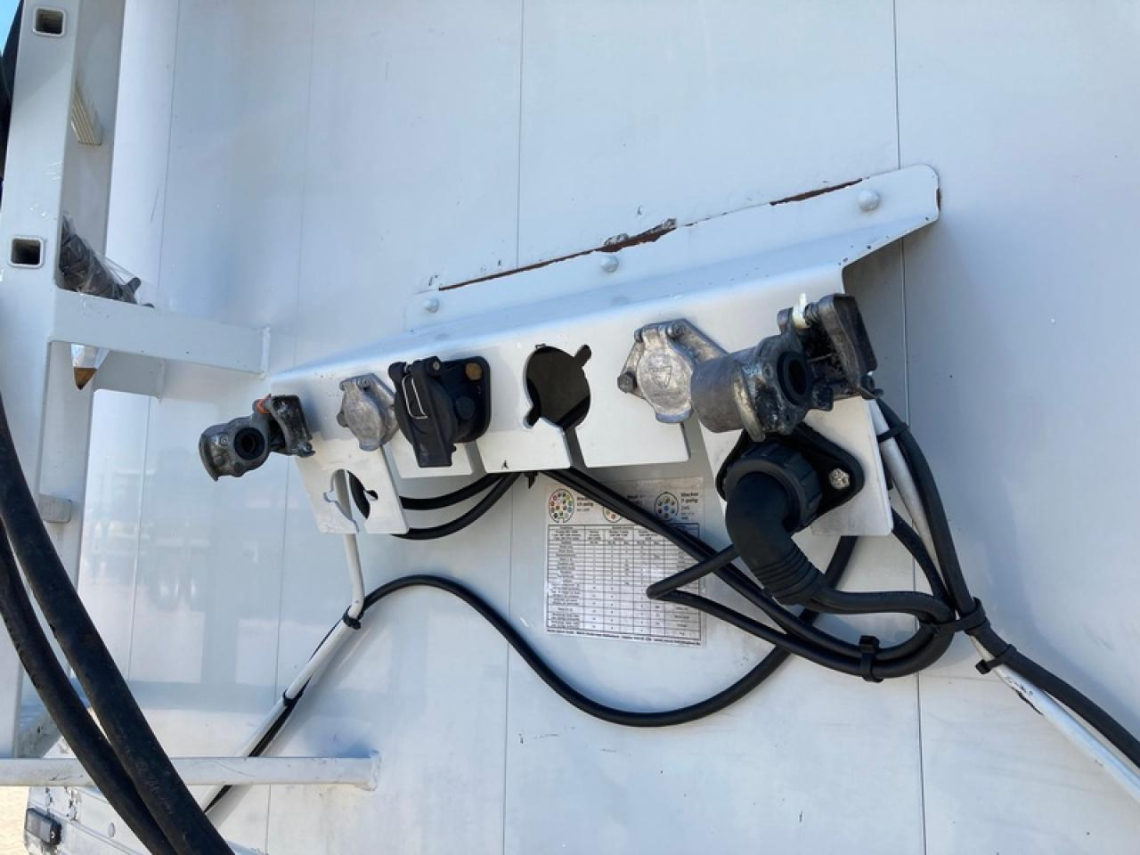 REISCH SCHUBBODEN 35/24LK - Приколка: слика 5 REISCH SCHUBBODEN 35/24LK - Приколка: слика 5