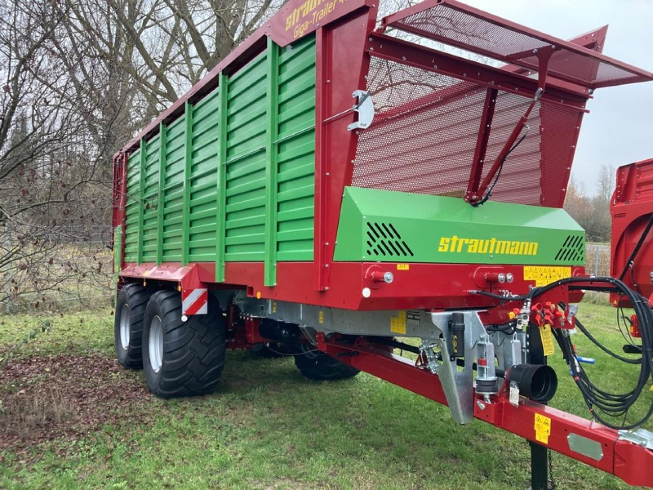 Strautmann GIGA 4602 DO - Земјоделска приколка за истурање/ Истурач: слика 2 Strautmann GIGA 4602 DO - Земјоделска приколка за истурање/ Истурач: слика 2