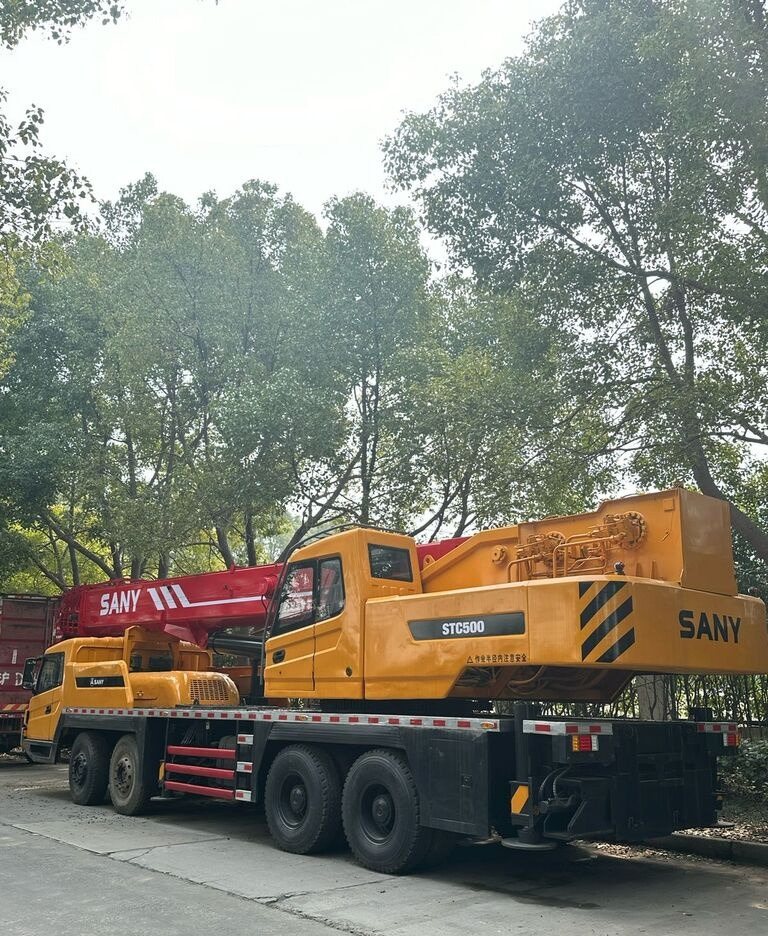 Sany STC250 STC500 STC800 25 50 80 100 truck crane for sale - Мобилен кран: слика 3 Sany STC250 STC500 STC800 25 50 80 100 truck crane for sale - Мобилен кран: слика 3