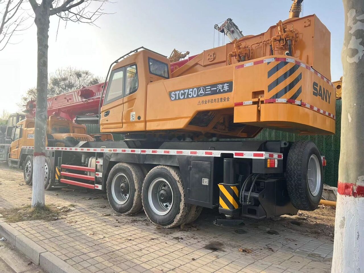 Sany STC750 STC750T STC800 50T 70T 75T 80T 50ton 70ton 80ton 75ton - Мобилен кран: слика 5 Sany STC750 STC750T STC800 50T 70T 75T 80T 50ton 70ton 80ton 75ton - Мобилен кран: слика 5