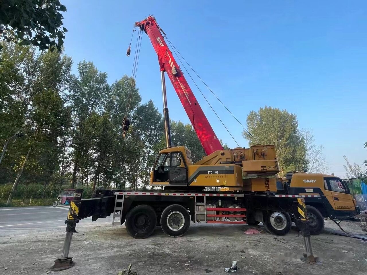 Sany Used Sany STC800 Original 80 Ton Mobile Crane Truck Truck Mounte - Мобилен кран: слика 3 Sany Used Sany STC800 Original 80 Ton Mobile Crane Truck Truck Mounte - Мобилен кран: слика 3