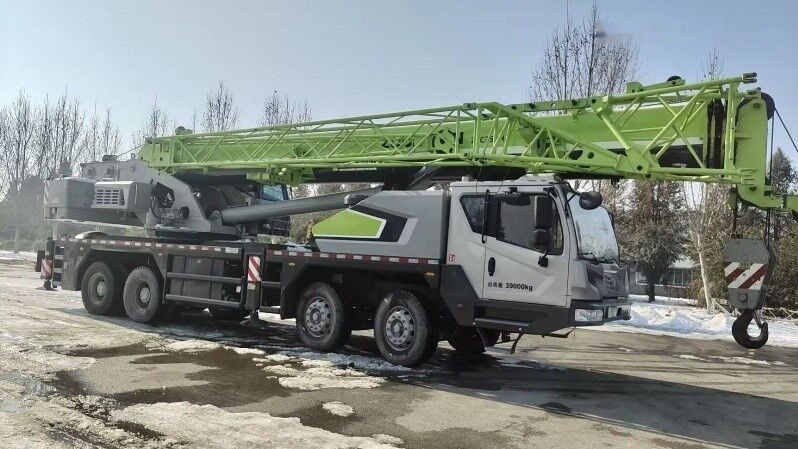 Zoomlion ZTC350 ZTC250 ZTC550 ZTC1000 35t 35ton 50t 70t - Мобилен кран: слика 2 Zoomlion ZTC350 ZTC250 ZTC550 ZTC1000 35t 35ton 50t 70t - Мобилен кран: слика 2