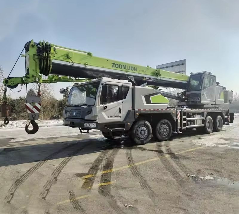 Zoomlion ZTC350 ZTC250 ZTC550 ZTC1000 - Мобилен кран: слика 1 Zoomlion ZTC350 ZTC250 ZTC550 ZTC1000 - Мобилен кран: слика 1