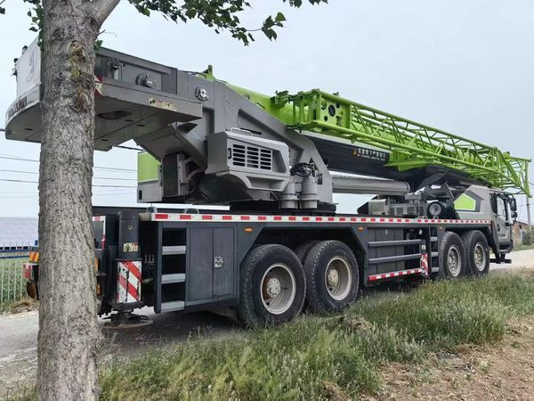 Zoomlion ZTC800 80ton 80t truck crane - Мобилен кран: слика 4 Zoomlion ZTC800 80ton 80t truck crane - Мобилен кран: слика 4