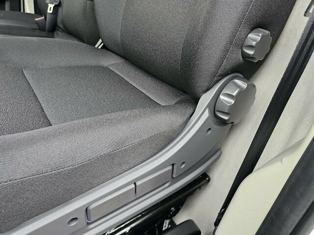 FIAT Ducato 35 140 L2H2 Klima Temp 260° Kamera PDC... - Товарно комбе: слика 2 FIAT Ducato 35 140 L2H2 Klima Temp 260° Kamera PDC... - Товарно комбе: слика 2