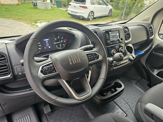 FIAT Ducato 35 140 Serie10-9.2 L2H1 Premium Kabine... - Товарно комбе: слика 2 FIAT Ducato 35 140 Serie10-9.2 L2H1 Premium Kabine... - Товарно комбе: слика 2