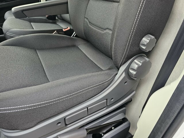 FIAT Ducato 35 140 Serie10-9.2 L2H1 Premium Kabine... - Товарно комбе: слика 3 FIAT Ducato 35 140 Serie10-9.2 L2H1 Premium Kabine... - Товарно комбе: слика 3