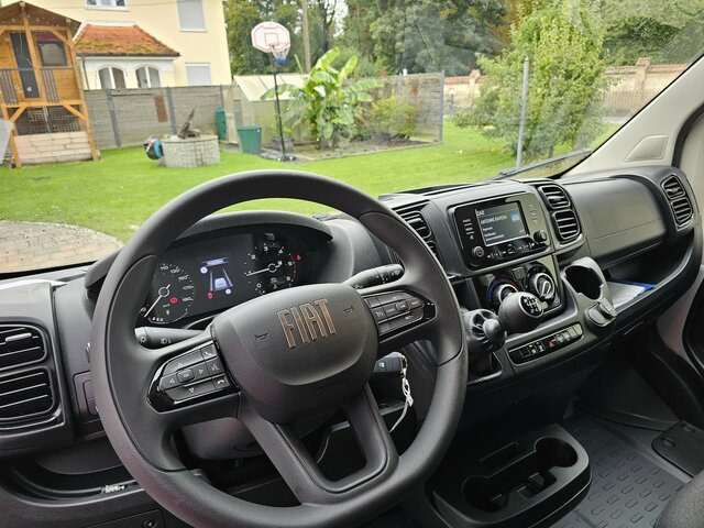FIAT Ducato MAXI 140 Serie10-9.2 2025 L5 DOKA 3,3 M. - Комбе со отворен сандак, Комби со двојна кабина: слика 3 FIAT Ducato MAXI 140 Serie10-9.2 2025 L5 DOKA 3,3 M. - Комбе со отворен сандак, Комби со двојна кабина: слика 3